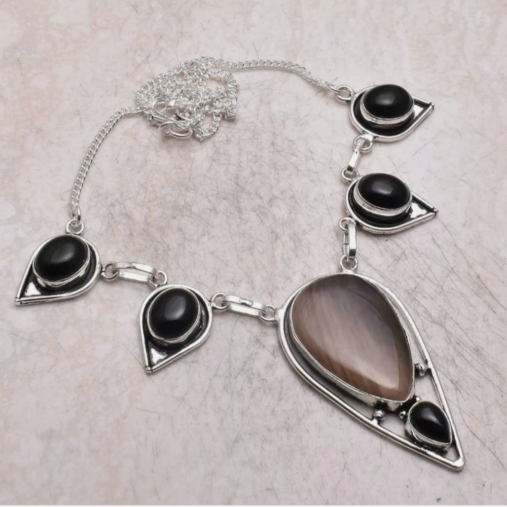 New Mookaite Jasper and Black Onyx Silver Necklace